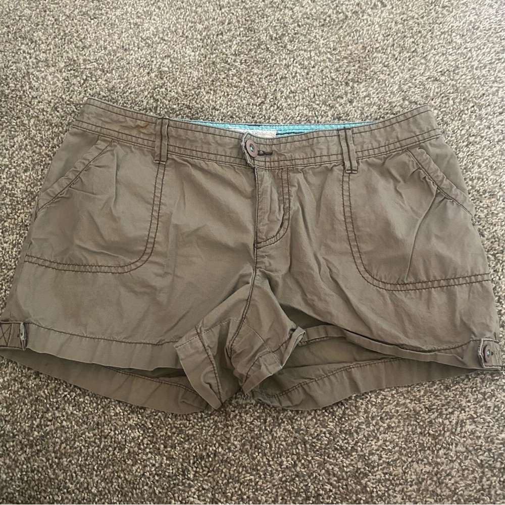 So wear it declare it dark Khaki shorts